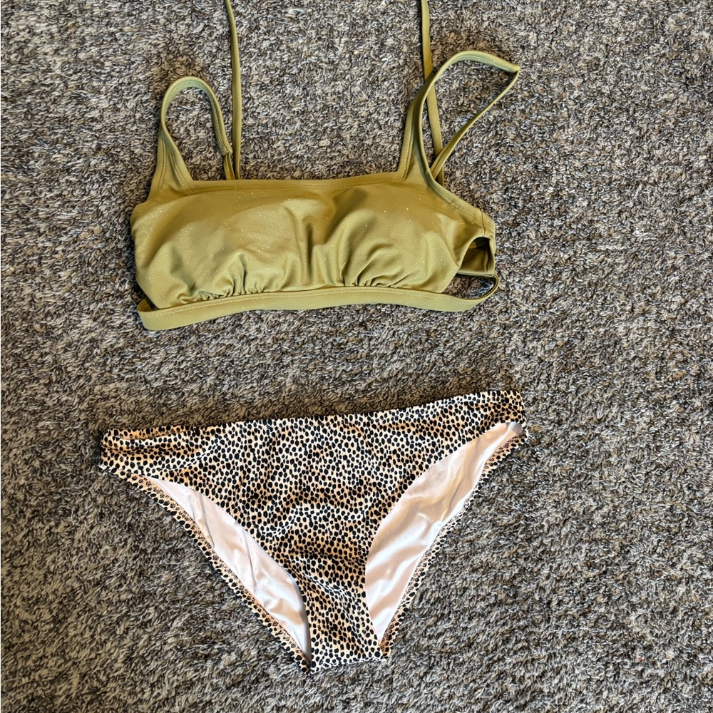 TARGET BIKINI